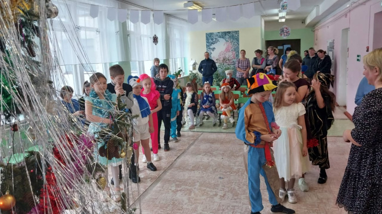 Новый год в Буканской школе.